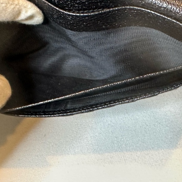 Black Leather Wallet with gold Accent and Minimalist Design pebbled leather - Picture 13 of 15